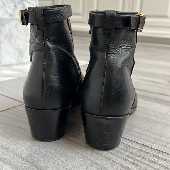 J.CREW Collection 8.5 Black Leather Ankle Boots Bootie Gold Buckle Heel Italy - Picture 4 of 7